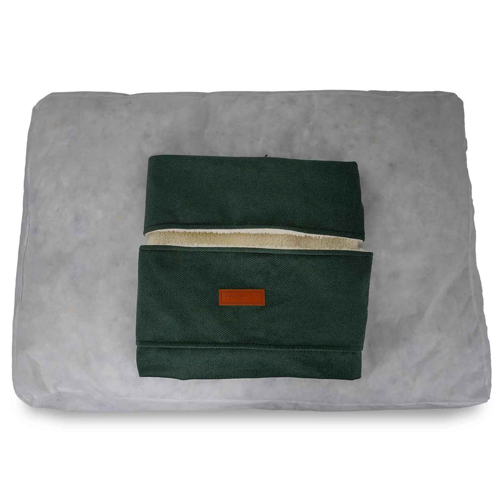 THE RICHMOND | LUXURY GREEN FLAT PILLOW DOG BED